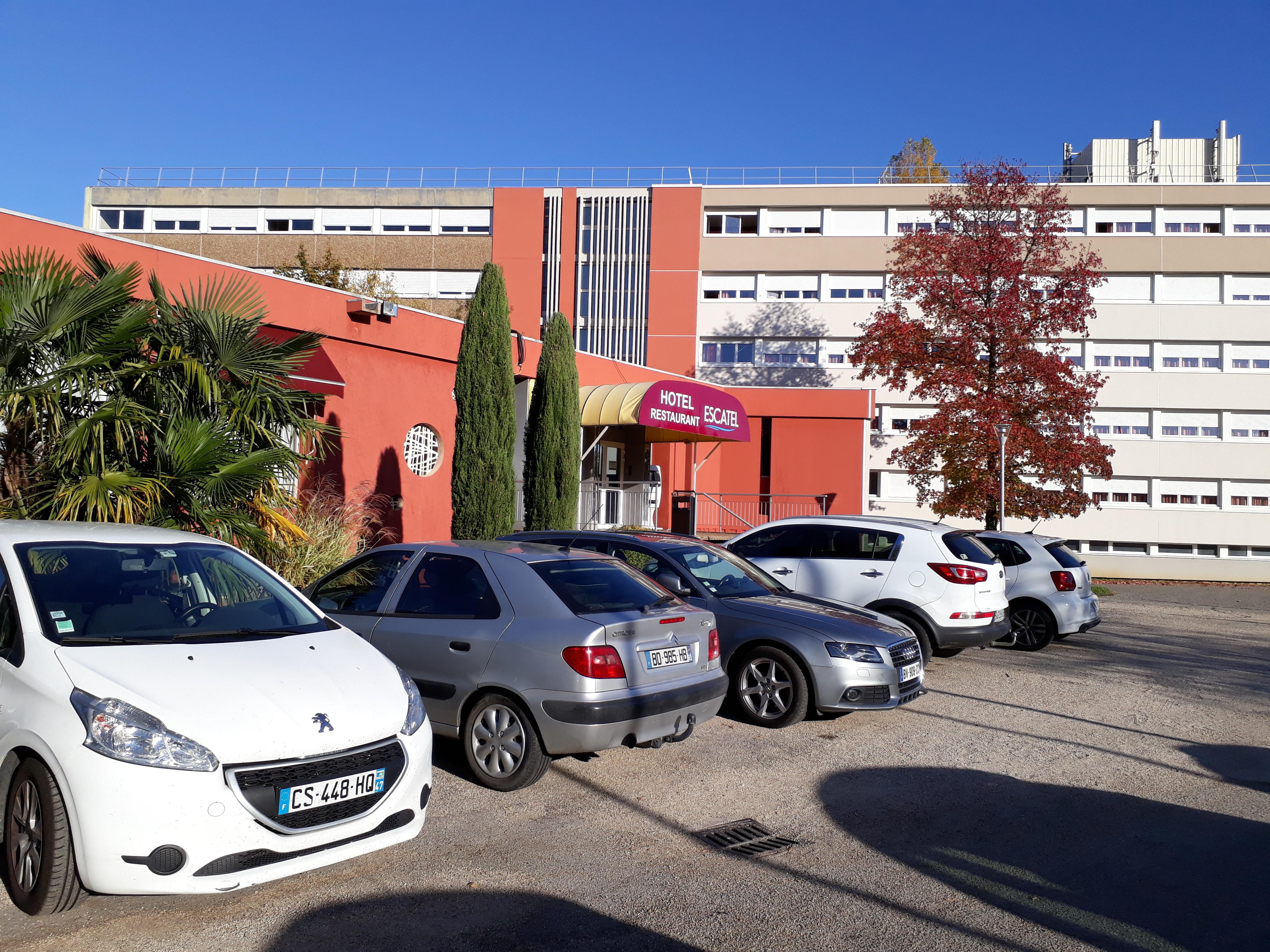 Cit'Hotel Escatel Macon Bagian luar foto