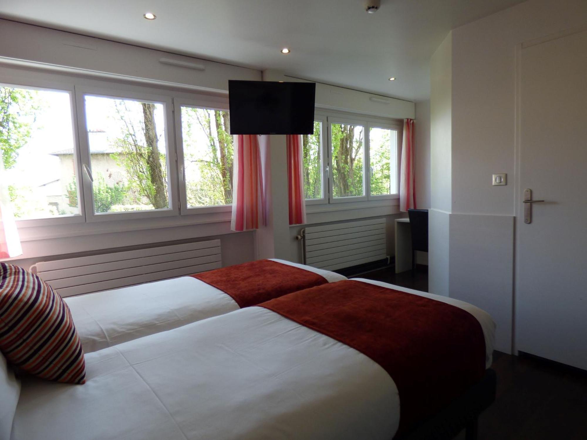 Cit'Hotel Escatel Macon Bagian luar foto
