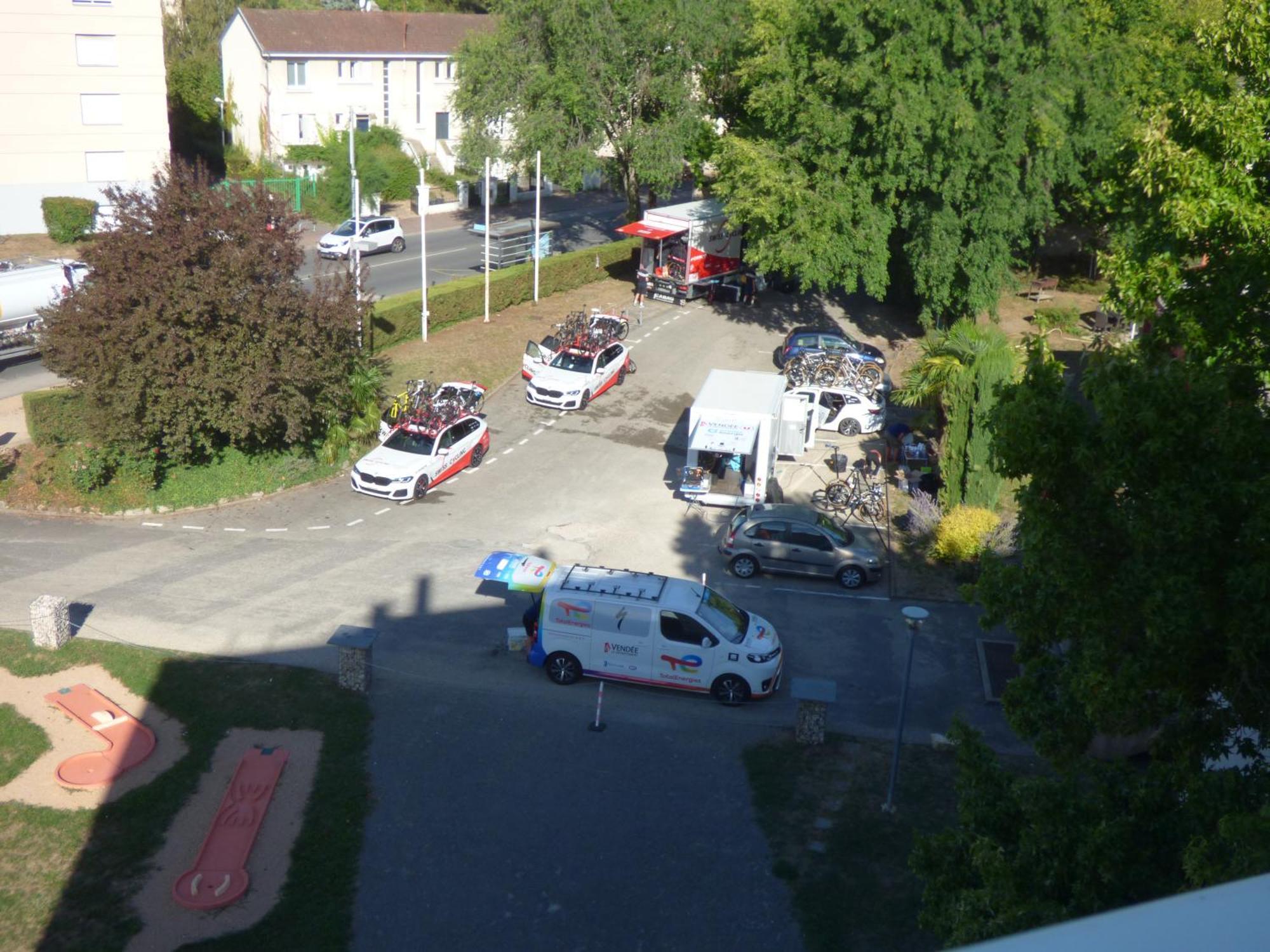 Cit'Hotel Escatel Macon Bagian luar foto