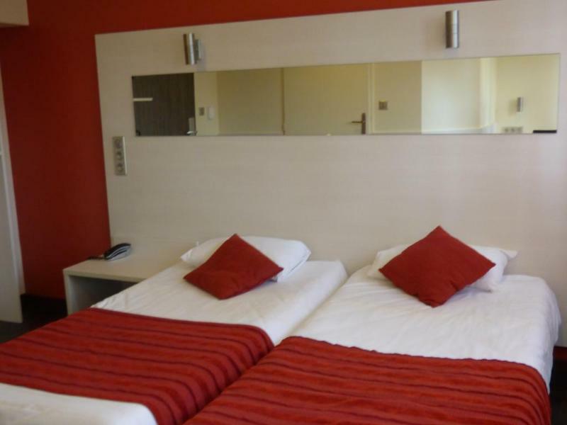 Cit'Hotel Escatel Macon Bagian luar foto